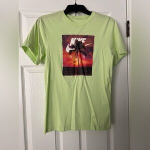 Nike men’s small tee shirt